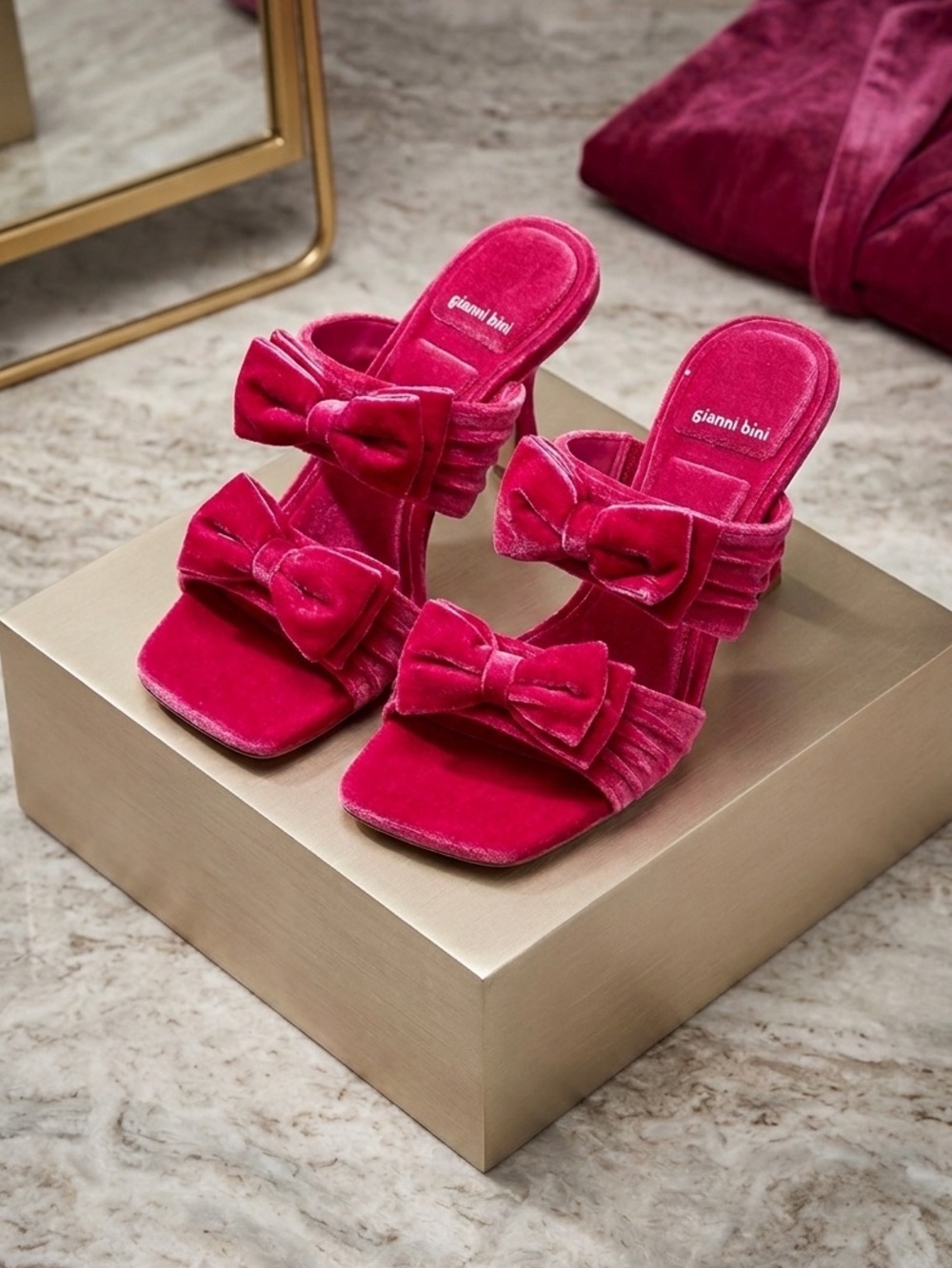 Gianni Bini Hot Pink Pandorah Velvet Bow Slide Mules Size 9 NWT